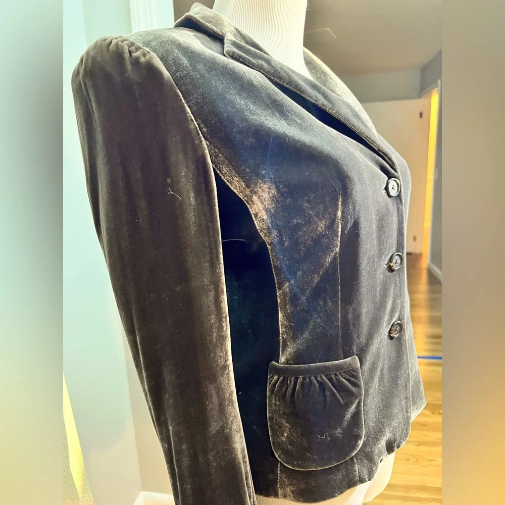 Tahari. Velour dark charcoal blazer. Size XS - Picture 2 of 8